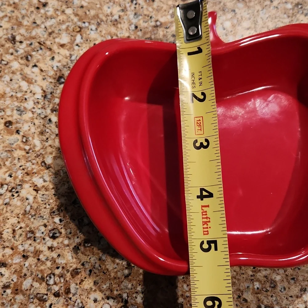 Le Creuset red Apple